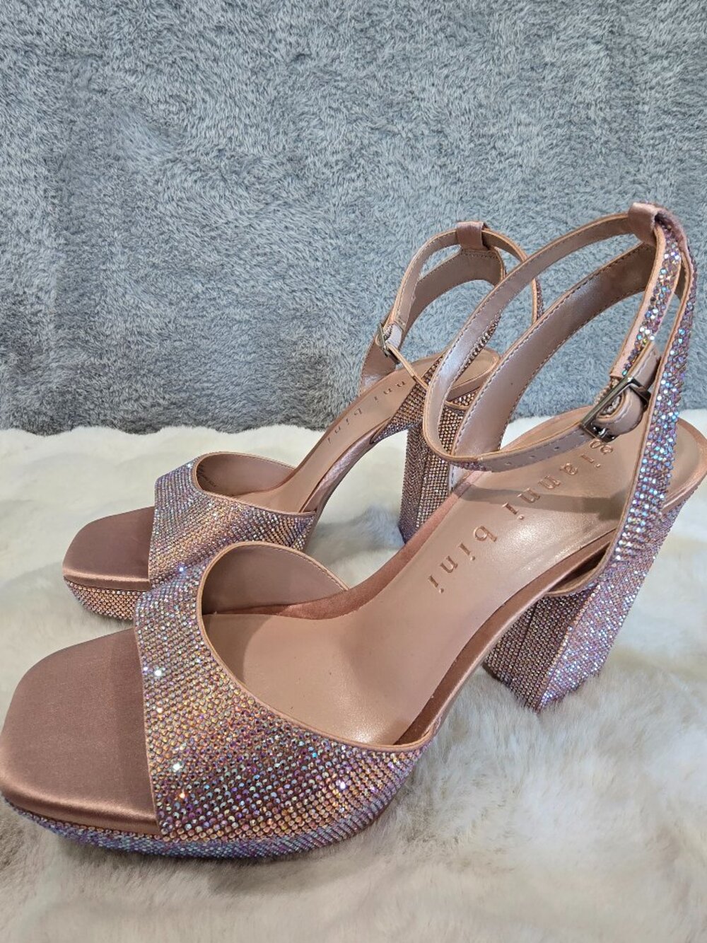 Gianni Bini Andreya Rose Gold Embellished Platform Heeled Sandals NEW Size 9